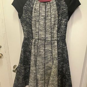 Jessica Simpson Black and white dress